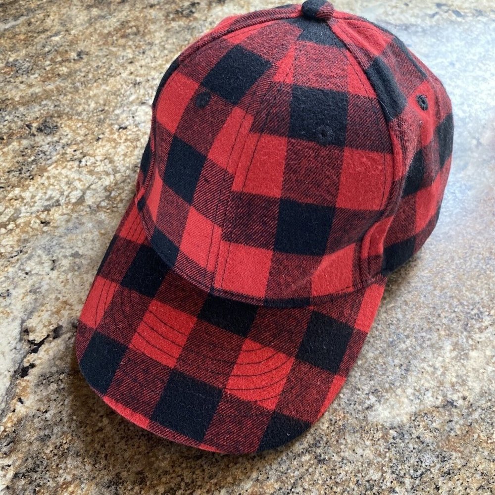 Red & Black Plaid Adjustable Strap Back Trucker Hat Baseball Hat Cap